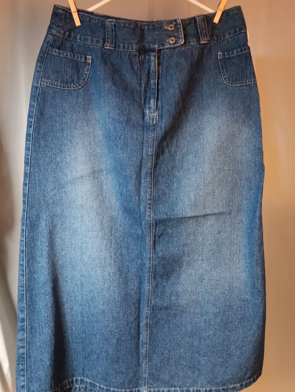 Sag Harbor Sport Women's Size 12 Blue Denim Maxi Skirt with Back Slit